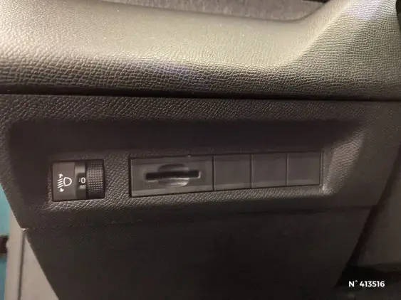 PEUGEOT 308 SW III - voiture d'occasion - Photo 15