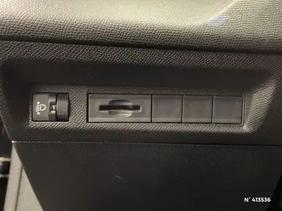 PEUGEOT 308 SW III - voiture d'occasion - Photo 15