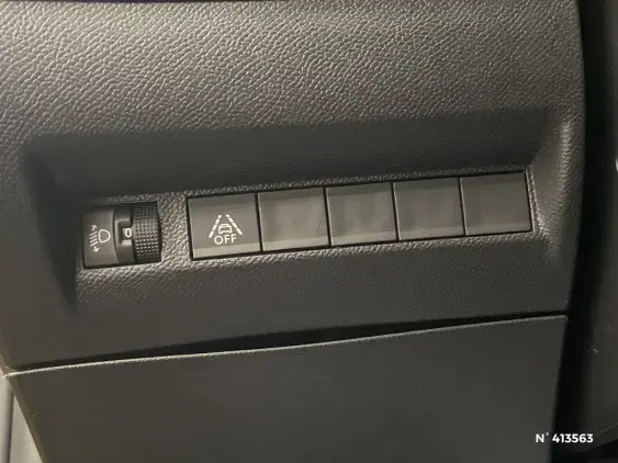 PEUGEOT 208 BUSINESS R II - voiture d'occasion - Photo 14