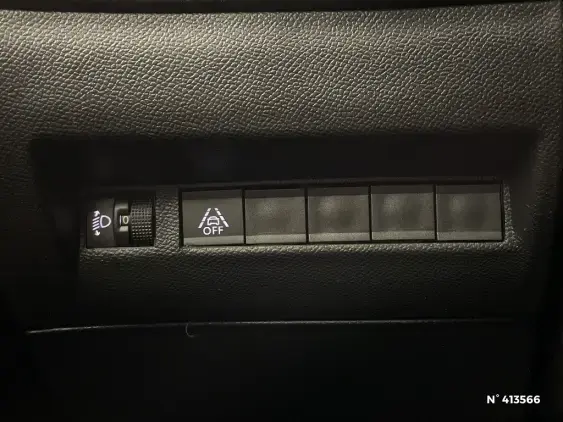 PEUGEOT 208 BUSINESS R II - voiture d'occasion - Photo 15