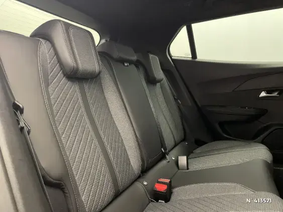 PEUGEOT 2008 II - voiture d'occasion - Photo 11