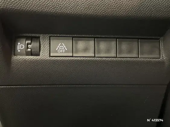 PEUGEOT 208 BUSINESS R II - voiture d'occasion - Photo 15