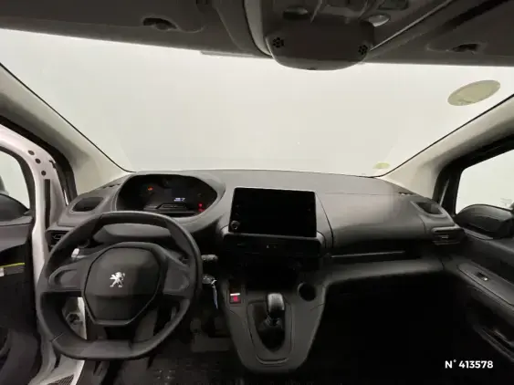 PEUGEOT PARTNER III - voiture d'occasion - Photo 9