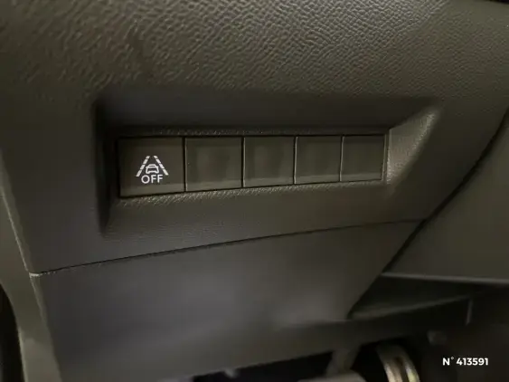 PEUGEOT 2008 II - voiture d'occasion - Photo 15