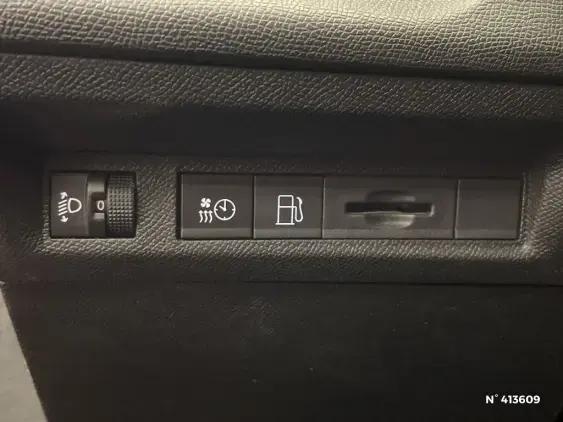 PEUGEOT 308 III - voiture d'occasion - Photo 15