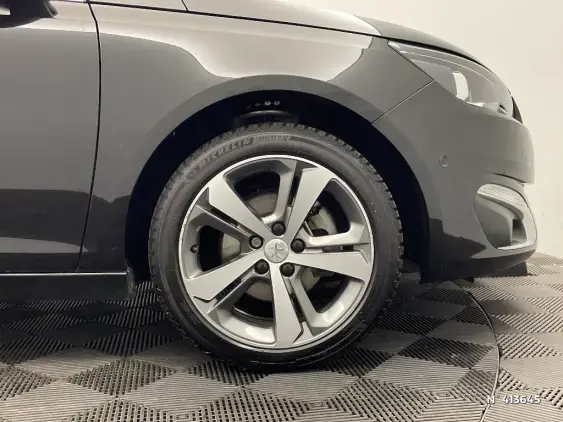 PEUGEOT 308 II - voiture d'occasion - Photo 8