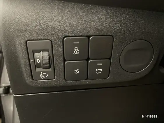 PEUGEOT 208 II - voiture d'occasion - Photo 14
