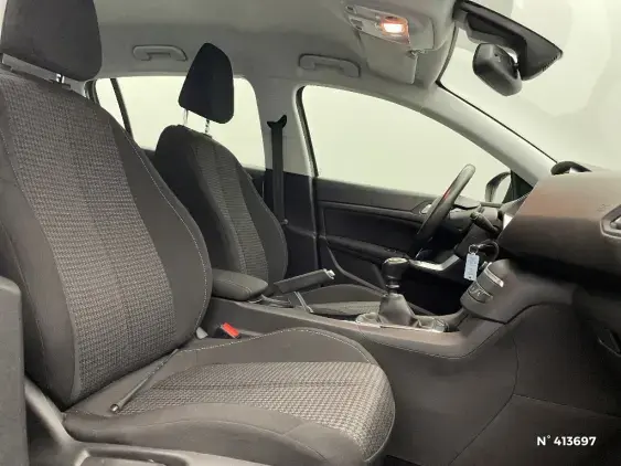 PEUGEOT 308 II - voiture d'occasion - Photo 10