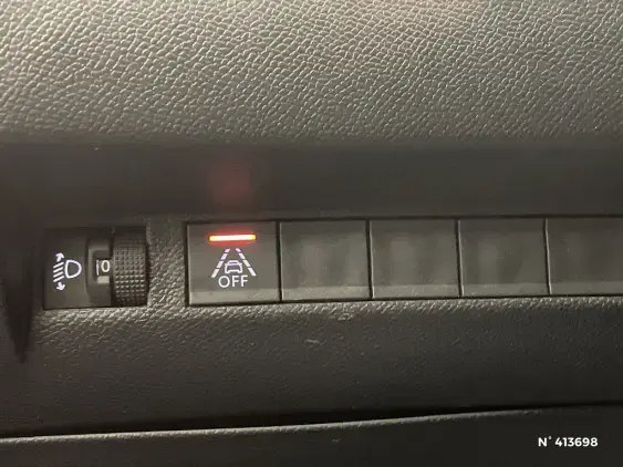 PEUGEOT 208 II - voiture d'occasion - Photo 15