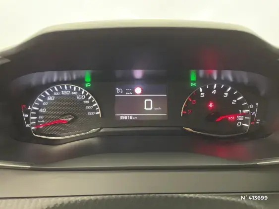 PEUGEOT 2008 II - voiture d'occasion - Photo 12
