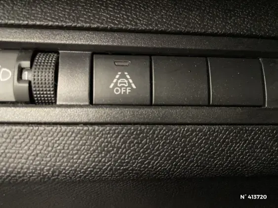 PEUGEOT 3008 II - voiture d'occasion - Photo 15