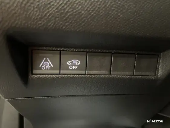 PEUGEOT 2008 II - voiture d'occasion - Photo 15