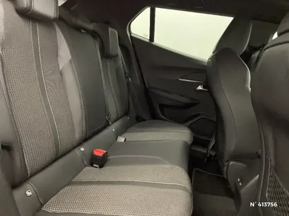 PEUGEOT 2008 II - voiture d'occasion - Photo 11