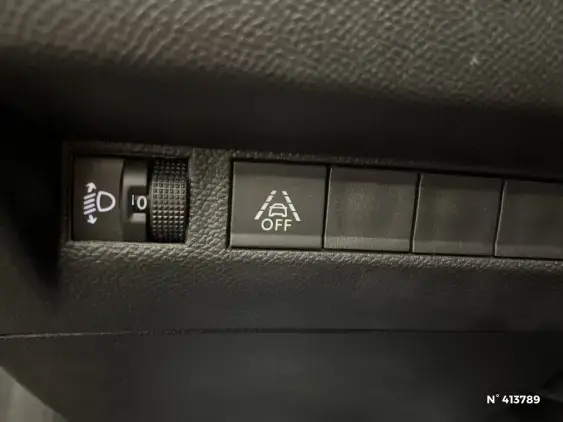 PEUGEOT 208 II - voiture d'occasion - Photo 15