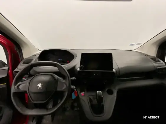 PEUGEOT PARTNER III - voiture d'occasion - Photo 9