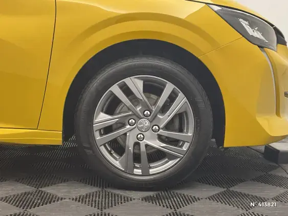 PEUGEOT 208 II - voiture d'occasion - Photo 8