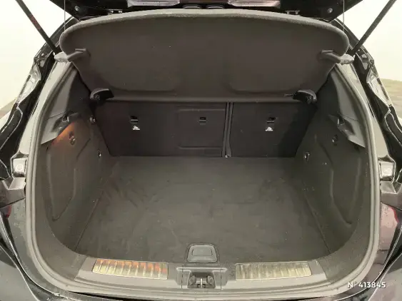 INFINITI Q30 - voiture d'occasion - Photo 7