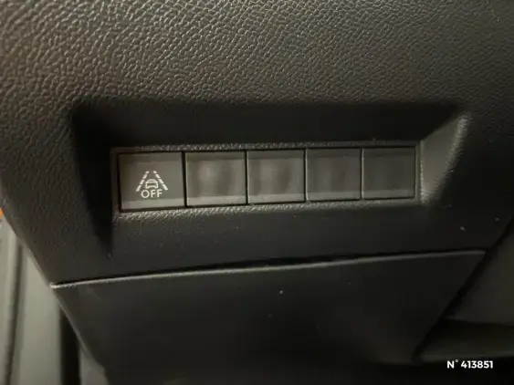 PEUGEOT 2008 ELECTRIQUE II - voiture d'occasion - Photo 15