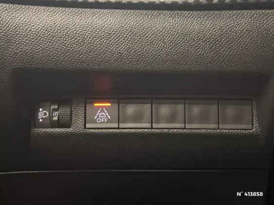 PEUGEOT 208 II - voiture d'occasion - Photo 15