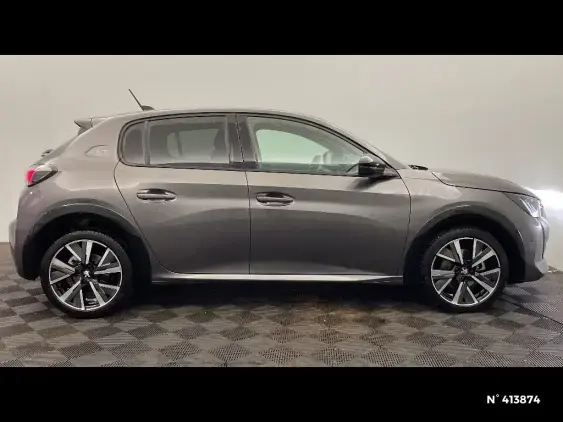 PEUGEOT 208 II - voiture d'occasion - Photo 5
