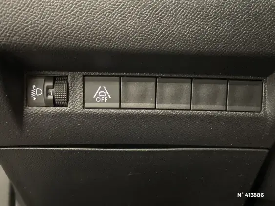 PEUGEOT 2008 ELECTRIQUE II - voiture d'occasion - Photo 15