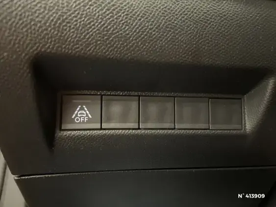 PEUGEOT 2008 ELECTRIQUE II - voiture d'occasion - Photo 15