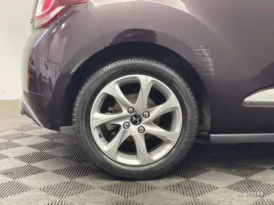 DS DS 3 CROSSBACK I - voiture d'occasion - Photo 8