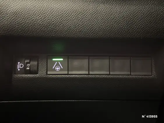 PEUGEOT 208 II - voiture d'occasion - Photo 15