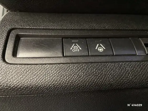 PEUGEOT 3008 II - voiture d'occasion - Photo 15