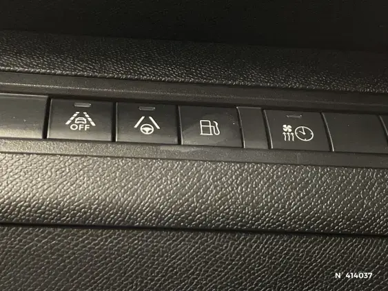 PEUGEOT 3008 II - voiture d'occasion - Photo 15