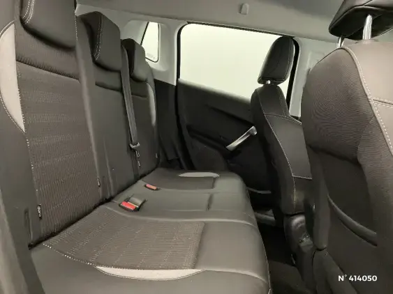PEUGEOT 2008 - voiture d'occasion - Photo 11