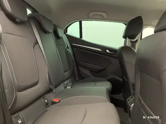 RENAULT MEGANE IV - voiture d'occasion - Photo 11