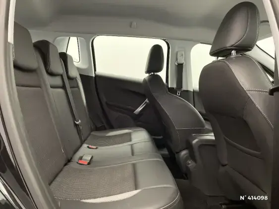 PEUGEOT 2008 - voiture d'occasion - Photo 11