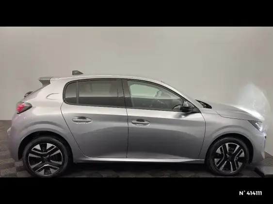 PEUGEOT 208 II - voiture d'occasion - Photo 5