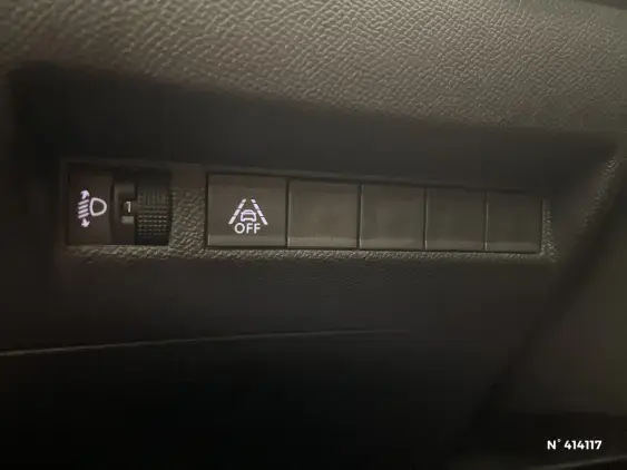 PEUGEOT 2008 II - voiture d'occasion - Photo 15