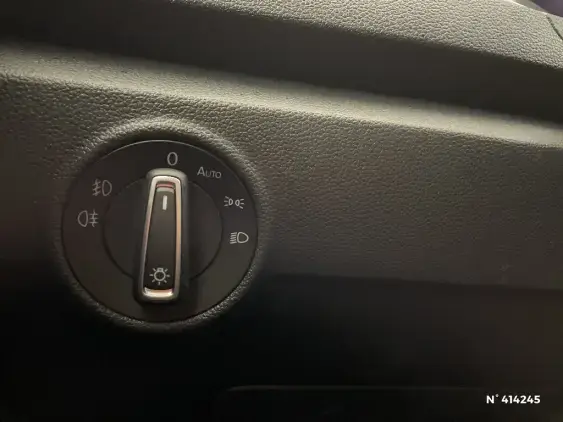 VOLKSWAGEN T-ROC - voiture d'occasion - Photo 15