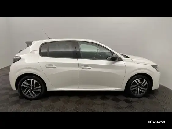 PEUGEOT 208 II - voiture d'occasion - Photo 5