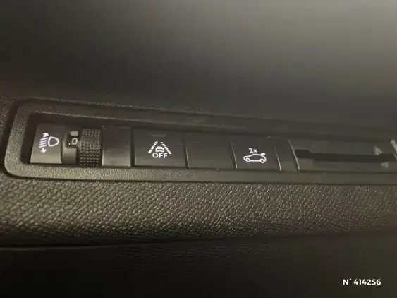 PEUGEOT 3008 II - voiture d'occasion - Photo 15