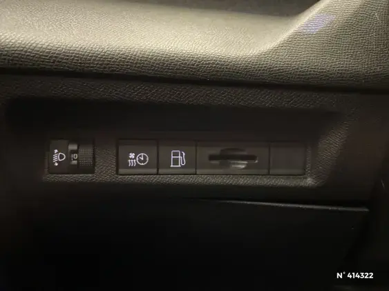 PEUGEOT 308 III - voiture d'occasion - Photo 15