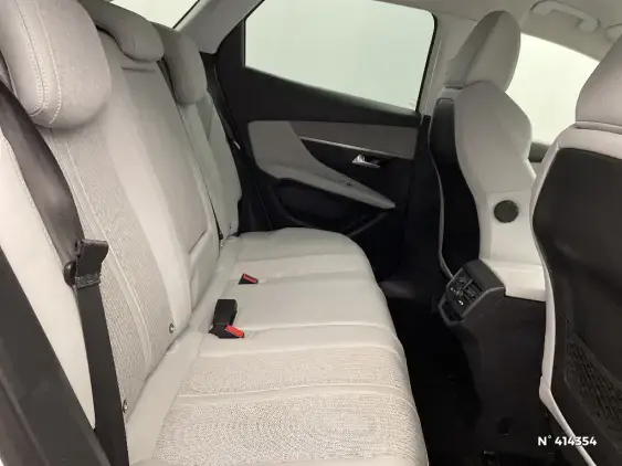 PEUGEOT 3008 II - voiture d'occasion - Photo 11