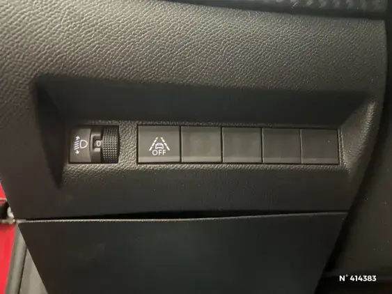 PEUGEOT 208 II - voiture d'occasion - Photo 15
