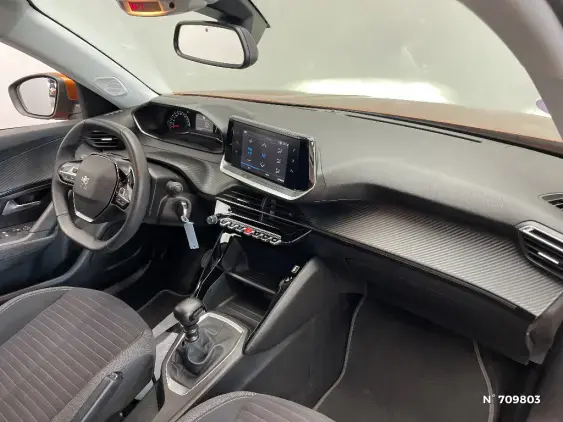 PEUGEOT 2008 II - voiture d'occasion - Photo 10