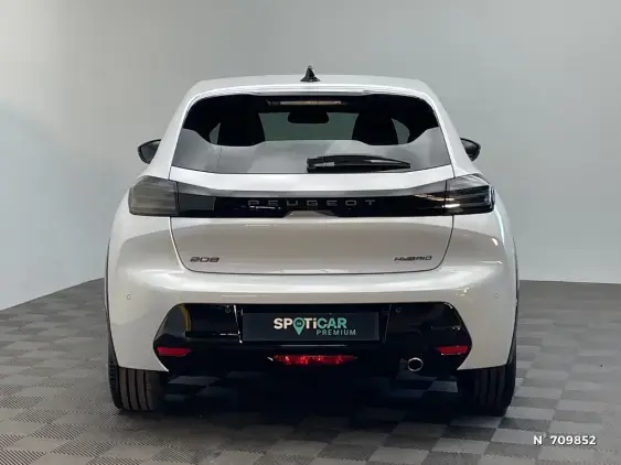 PEUGEOT 208 II - voiture d'occasion - Photo 6