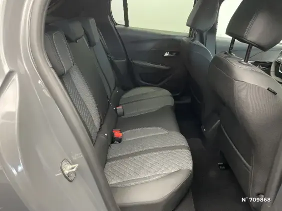 PEUGEOT 208 II - voiture d'occasion - Photo 11