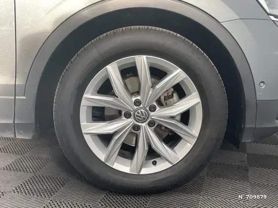 VOLKSWAGEN TIGUAN II - voiture d'occasion - Photo 8