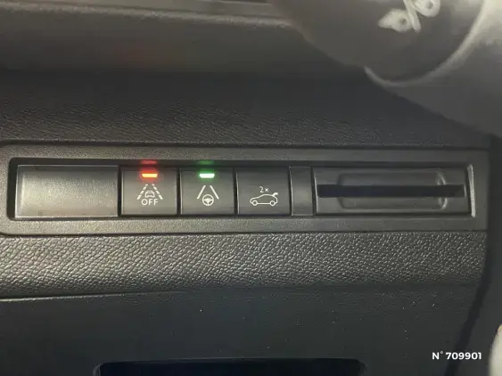 PEUGEOT 3008 II - voiture d'occasion - Photo 15