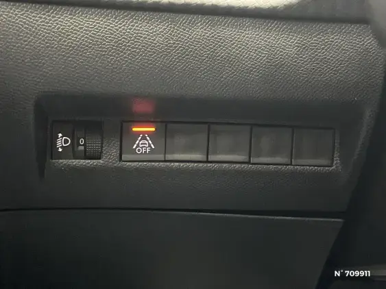 PEUGEOT 208 BUSINESS R II - voiture d'occasion - Photo 15