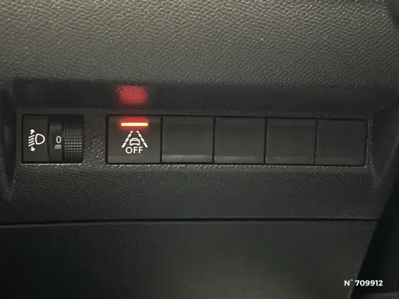 PEUGEOT 208 BUSINESS R II - voiture d'occasion - Photo 15