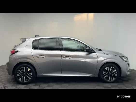 PEUGEOT 208 II - voiture d'occasion - Photo 5