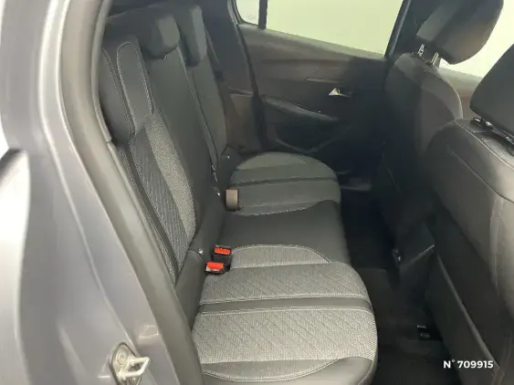 PEUGEOT 208 II - voiture d'occasion - Photo 11